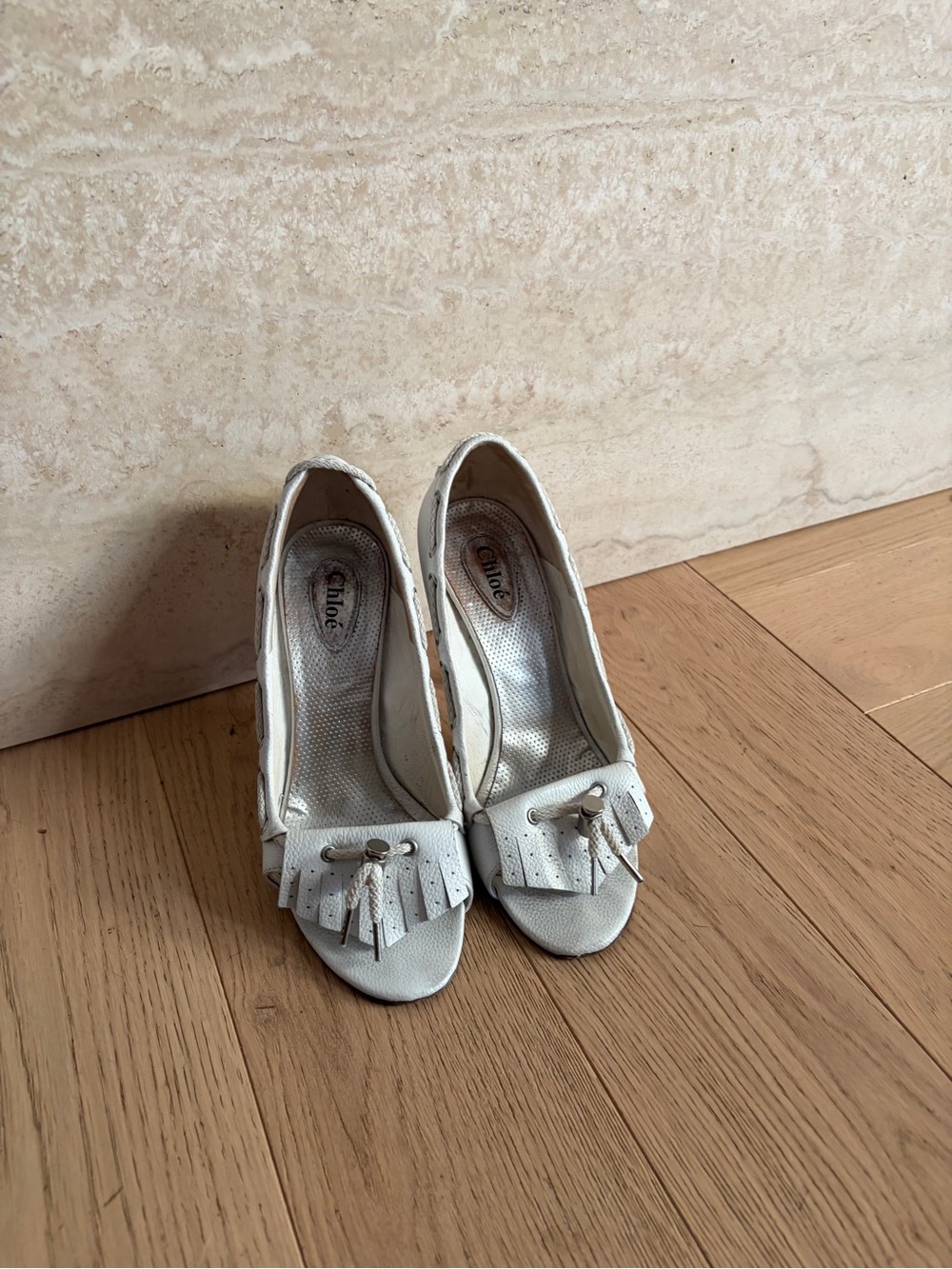 CHLOE White Leather Peep-Toe Heels with Tassel Detail